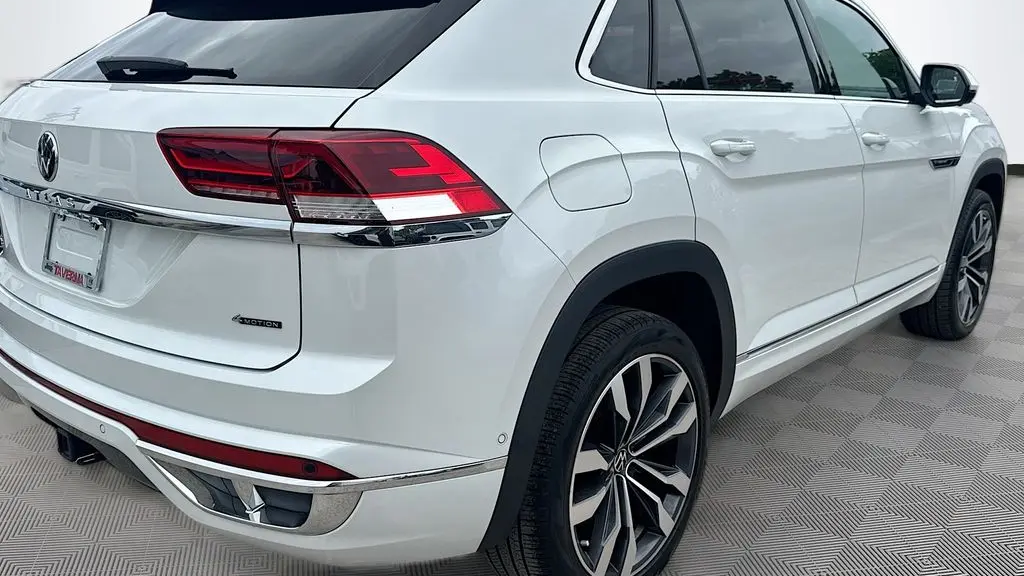 2023 Volkswagen Atlas Cross Sport V6 SEL Premium R-Line 4Motion