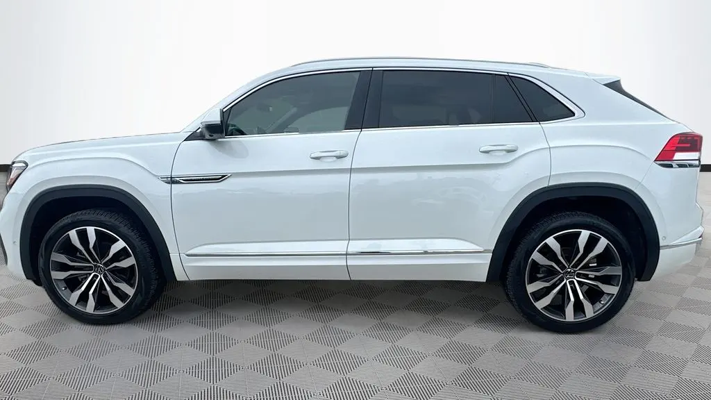 2023 Volkswagen Atlas Cross Sport V6 SEL Premium R-Line 4Motion