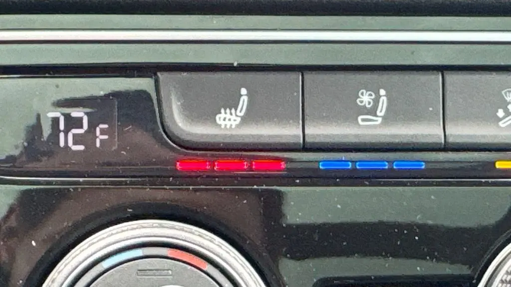 2023 Volkswagen Atlas Cross Sport V6 SEL Premium R-Line 4Motion