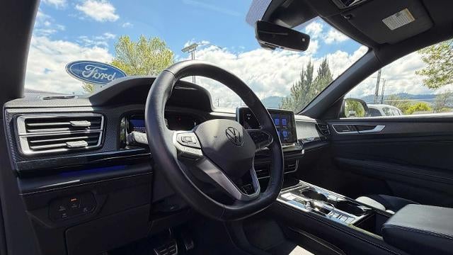 2024 Volkswagen Atlas Cross Sport SEL Premium R-Line 4Motion
