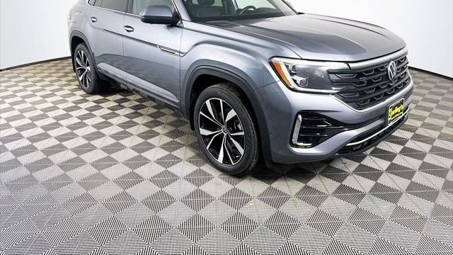 Preowned 2024 Volkswagen Atlas Cross Sport SEL Premium R-Line 4Motion for Sale