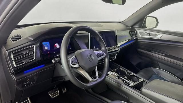 2024 Volkswagen Atlas Cross Sport SEL Premium R-Line 4Motion