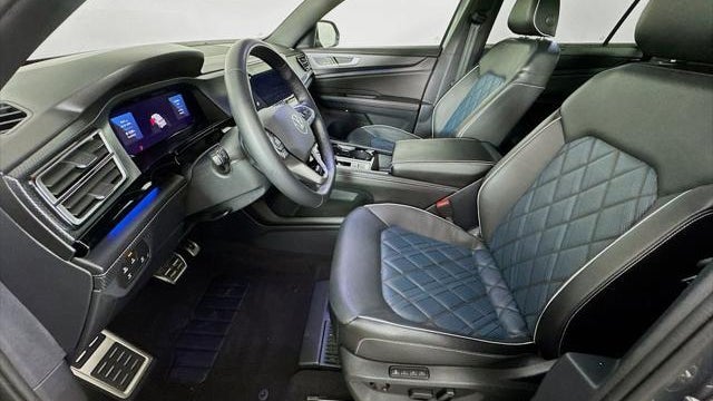 2024 Volkswagen Atlas Cross Sport SEL Premium R-Line 4Motion