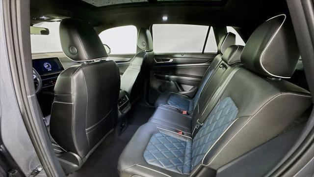 2024 Volkswagen Atlas Cross Sport SEL Premium R-Line 4Motion