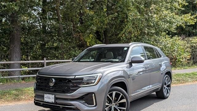 Preowned 2025 Volkswagen Atlas Cross Sport SEL Premium R-Line 4Motion for Sale