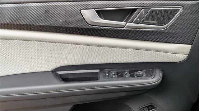 2025 Volkswagen Atlas Cross Sport SEL Premium R-Line 4Motion