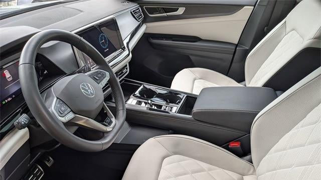 2025 Volkswagen Atlas Cross Sport SEL Premium R-Line 4Motion