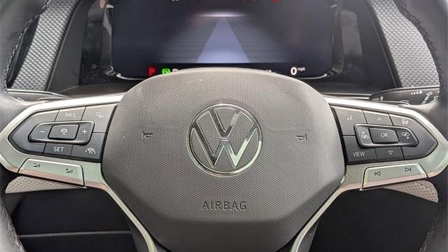 2025 Volkswagen Atlas Cross Sport SEL Premium R-Line 4Motion