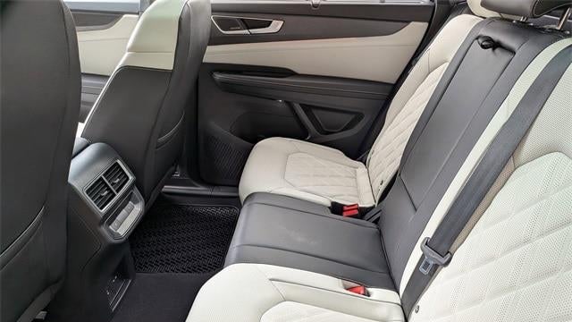 2025 Volkswagen Atlas Cross Sport SEL Premium R-Line 4Motion