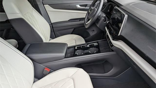 2025 Volkswagen Atlas Cross Sport SEL Premium R-Line 4Motion