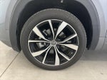 2025 Atlas Cross Sport Thumbnail 7