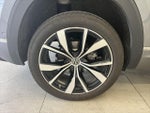 2025 Atlas Cross Sport Thumbnail 9