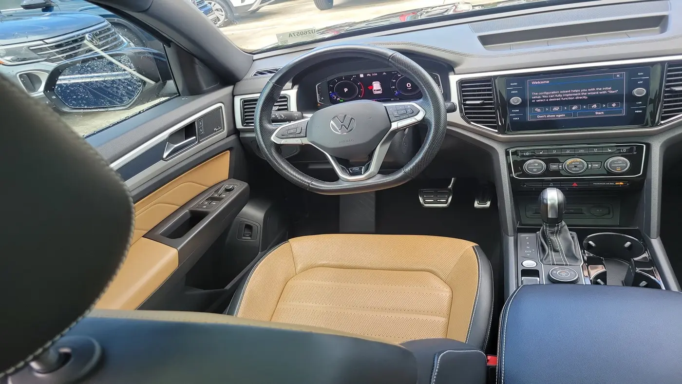 2022 Volkswagen Atlas Cross Sport V6 SEL Premium R-Line 4Motion
