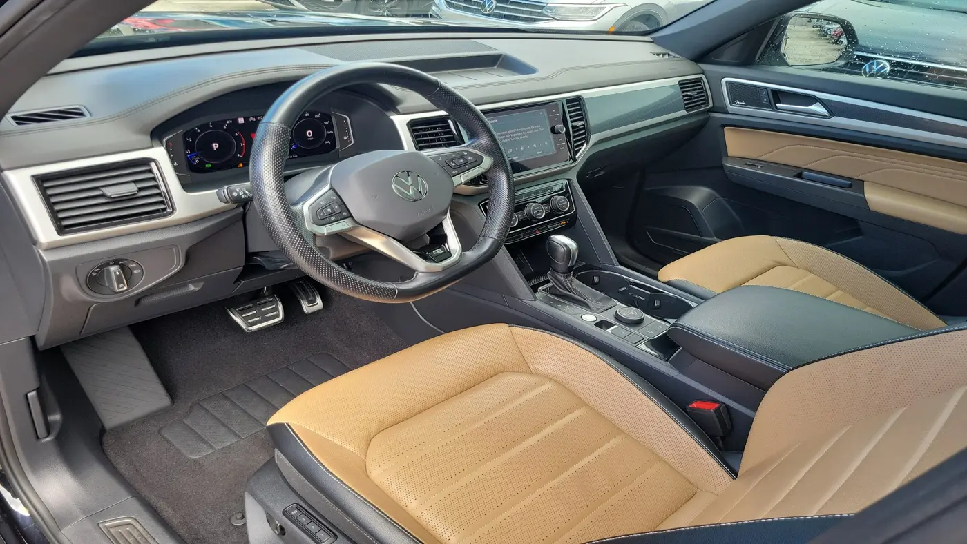 2022 Volkswagen Atlas Cross Sport V6 SEL Premium R-Line 4Motion