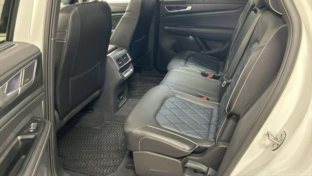 2024 Volkswagen Atlas Cross Sport SEL Premium R-Line 4Motion