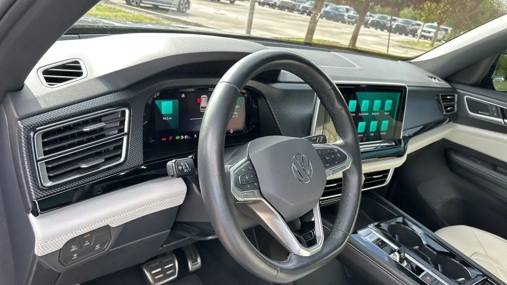 2024 Volkswagen Atlas Cross Sport SEL Premium R-Line 4Motion