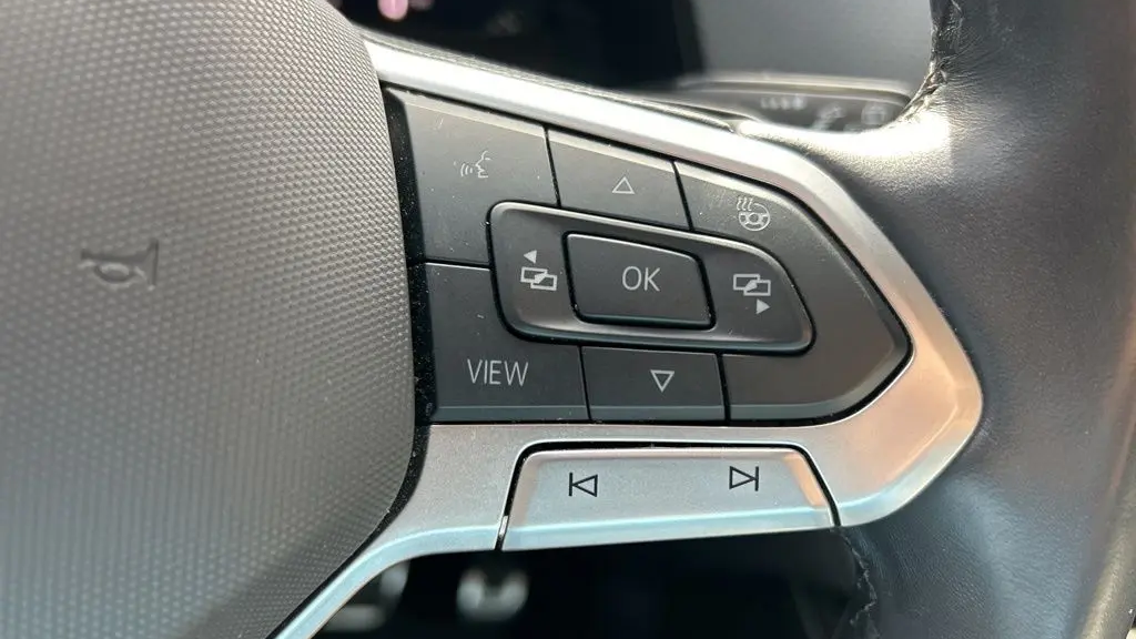 2024 Volkswagen Atlas Cross Sport SEL Premium R-Line 4Motion