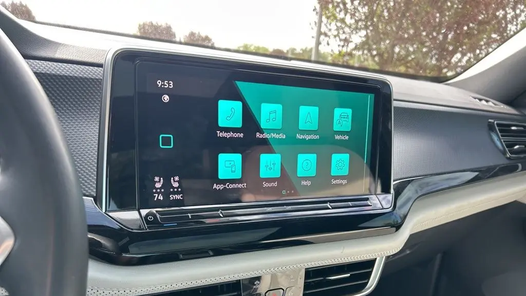 2024 Volkswagen Atlas Cross Sport SEL Premium R-Line 4Motion