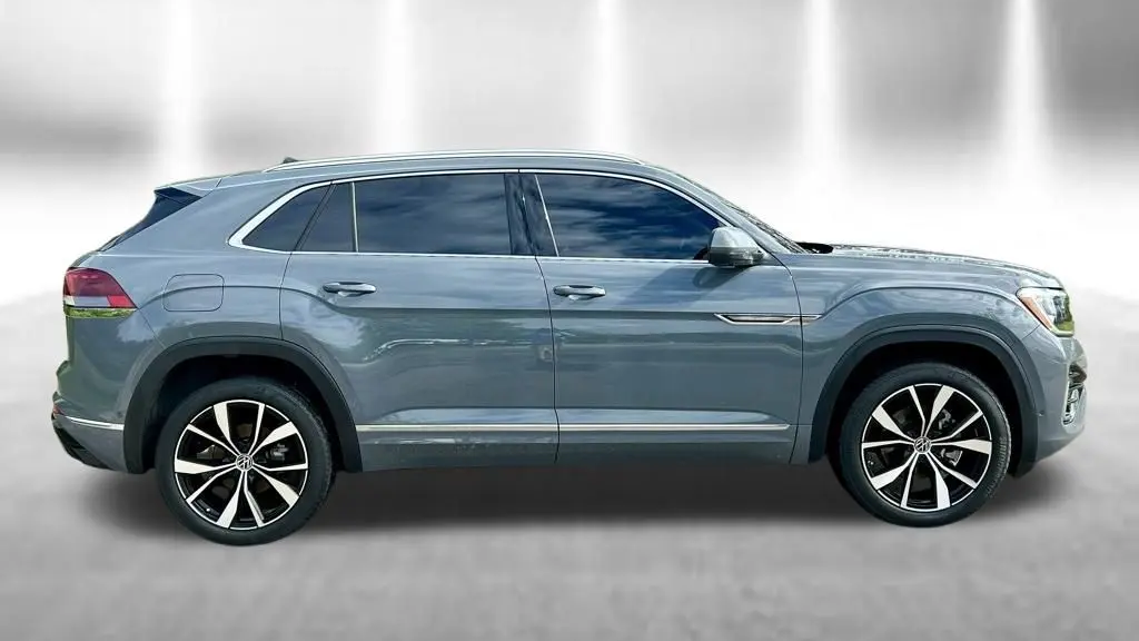 2024 Volkswagen Atlas Cross Sport SEL Premium R-Line 4Motion