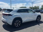 2024 Atlas Cross Sport Thumbnail 2