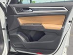 2022 Atlas Cross Sport Thumbnail 8