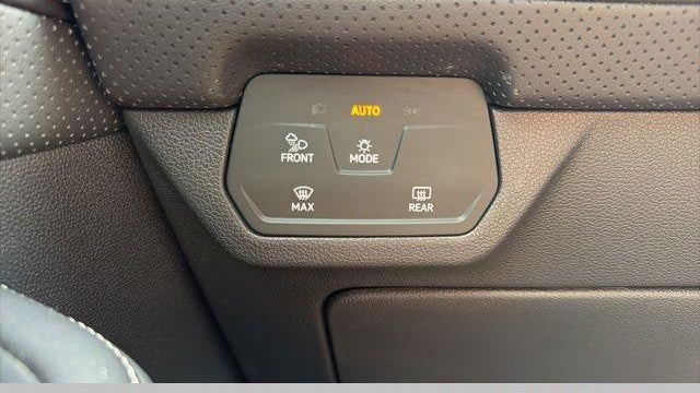2024 Volkswagen Atlas Cross Sport SEL Premium R-Line 4Motion