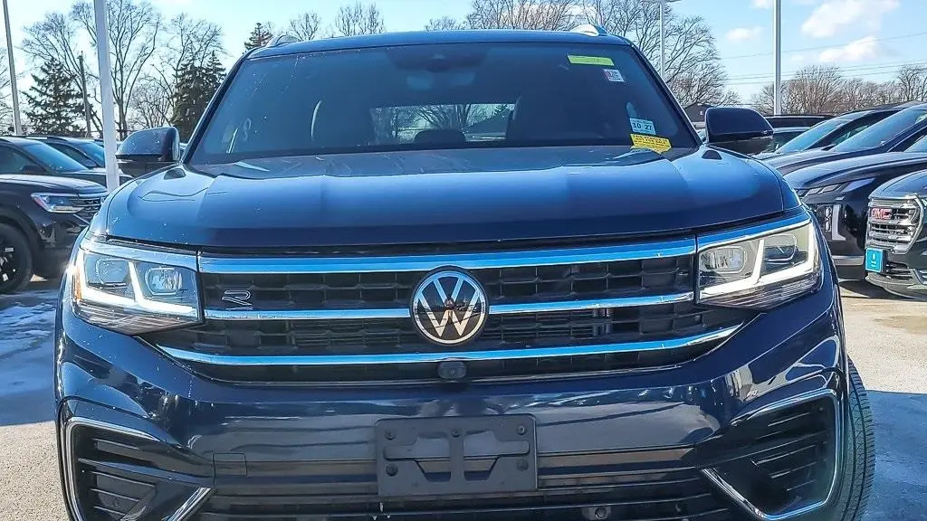 2023 Volkswagen Atlas Cross Sport V6 SEL Premium R-Line 4Motion