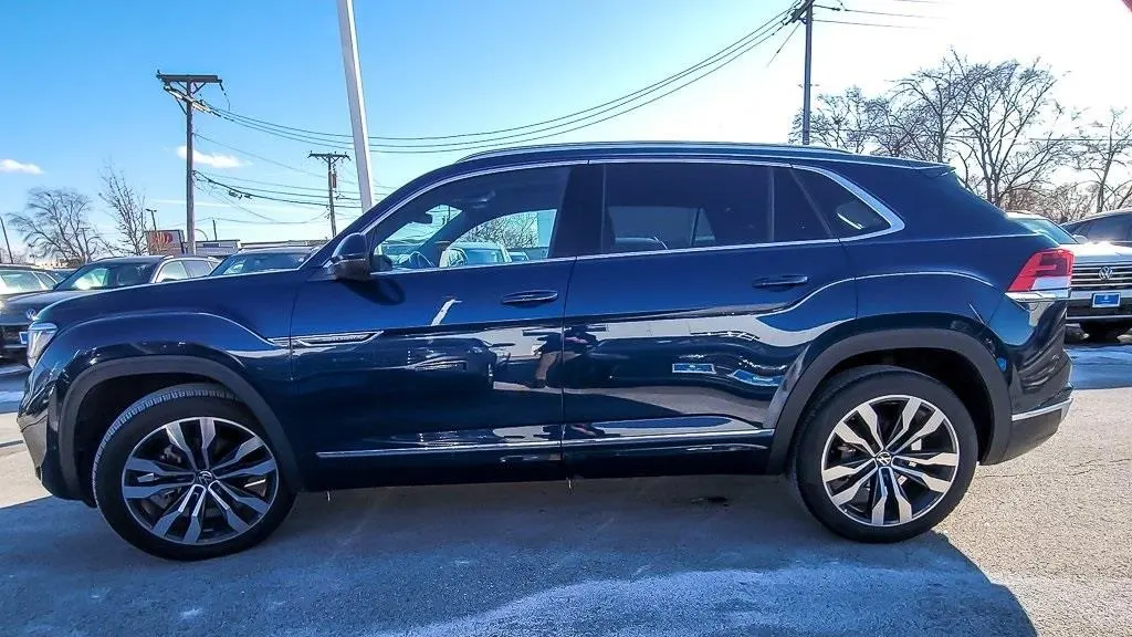 2023 Volkswagen Atlas Cross Sport V6 SEL Premium R-Line 4Motion