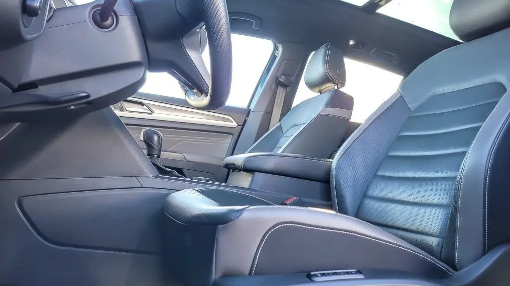 2023 Volkswagen Atlas Cross Sport V6 SEL Premium R-Line 4Motion