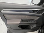 2022 Atlas Cross Sport Thumbnail 12