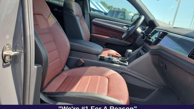 2023 Volkswagen Atlas Cross Sport V6 SEL Premium R-Line 4Motion