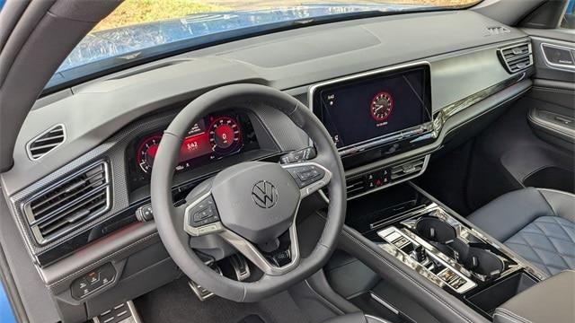 2025 Volkswagen Atlas Cross Sport SEL Premium R-Line 4Motion