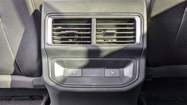 2025 Volkswagen Atlas Cross Sport SEL Premium R-Line 4Motion