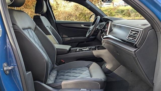 2025 Volkswagen Atlas Cross Sport SEL Premium R-Line 4Motion