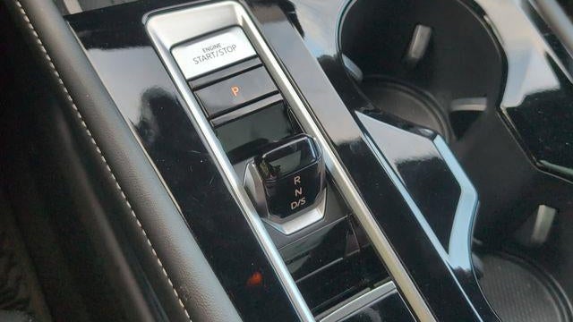 2025 Volkswagen Atlas Cross Sport SEL Premium R-Line 4Motion