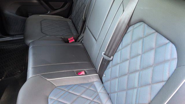 2025 Volkswagen Atlas Cross Sport SEL Premium R-Line 4Motion