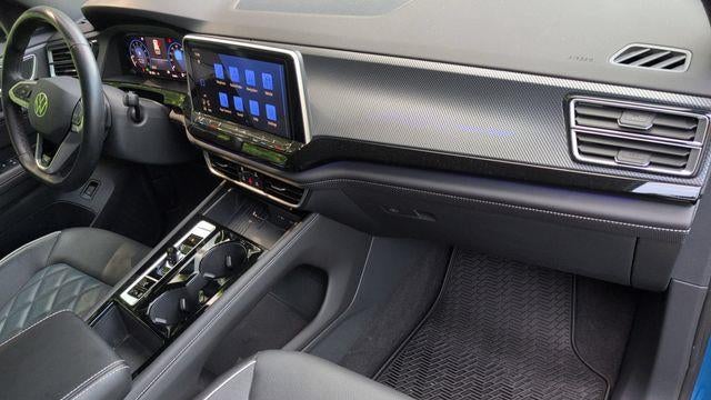 2025 Volkswagen Atlas Cross Sport SEL Premium R-Line 4Motion