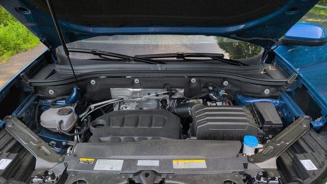 2025 Volkswagen Atlas Cross Sport SEL Premium R-Line 4Motion