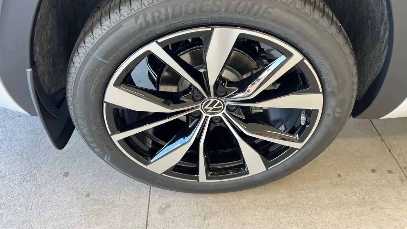 2026 Volkswagen Atlas SEL Premium R-Line 4Motion