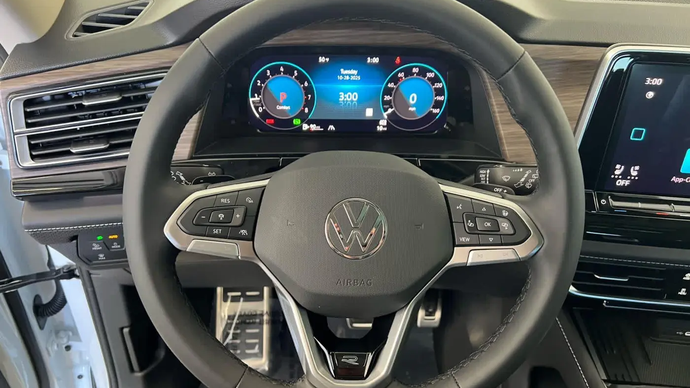 2026 Volkswagen Atlas SEL Premium R-Line 4Motion