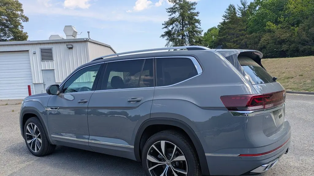 2026 Volkswagen Atlas SEL Premium R-Line 4Motion