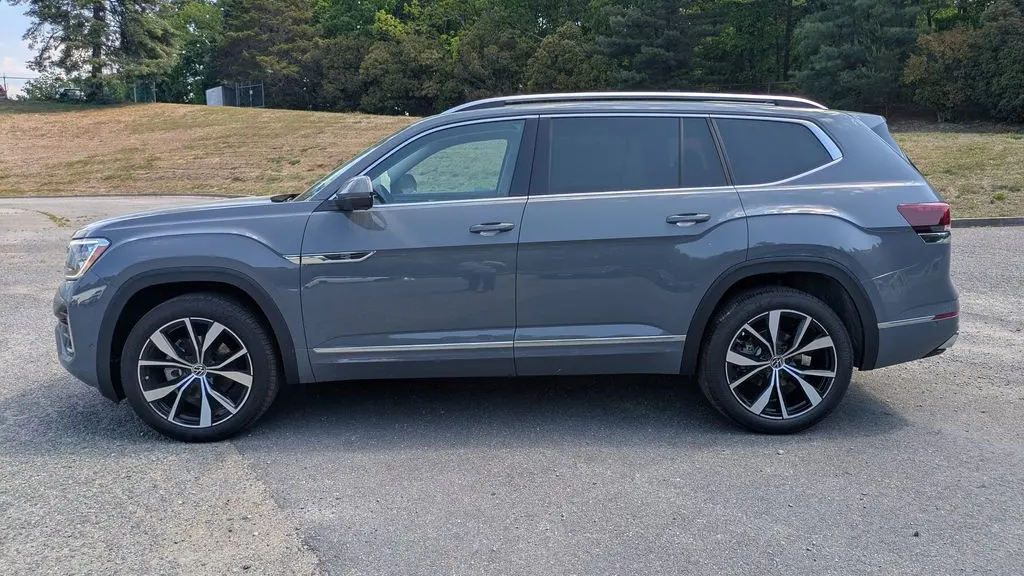 2026 Volkswagen Atlas SEL Premium R-Line 4Motion