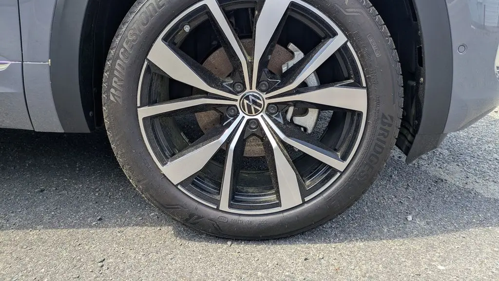 2026 Volkswagen Atlas SEL Premium R-Line 4Motion