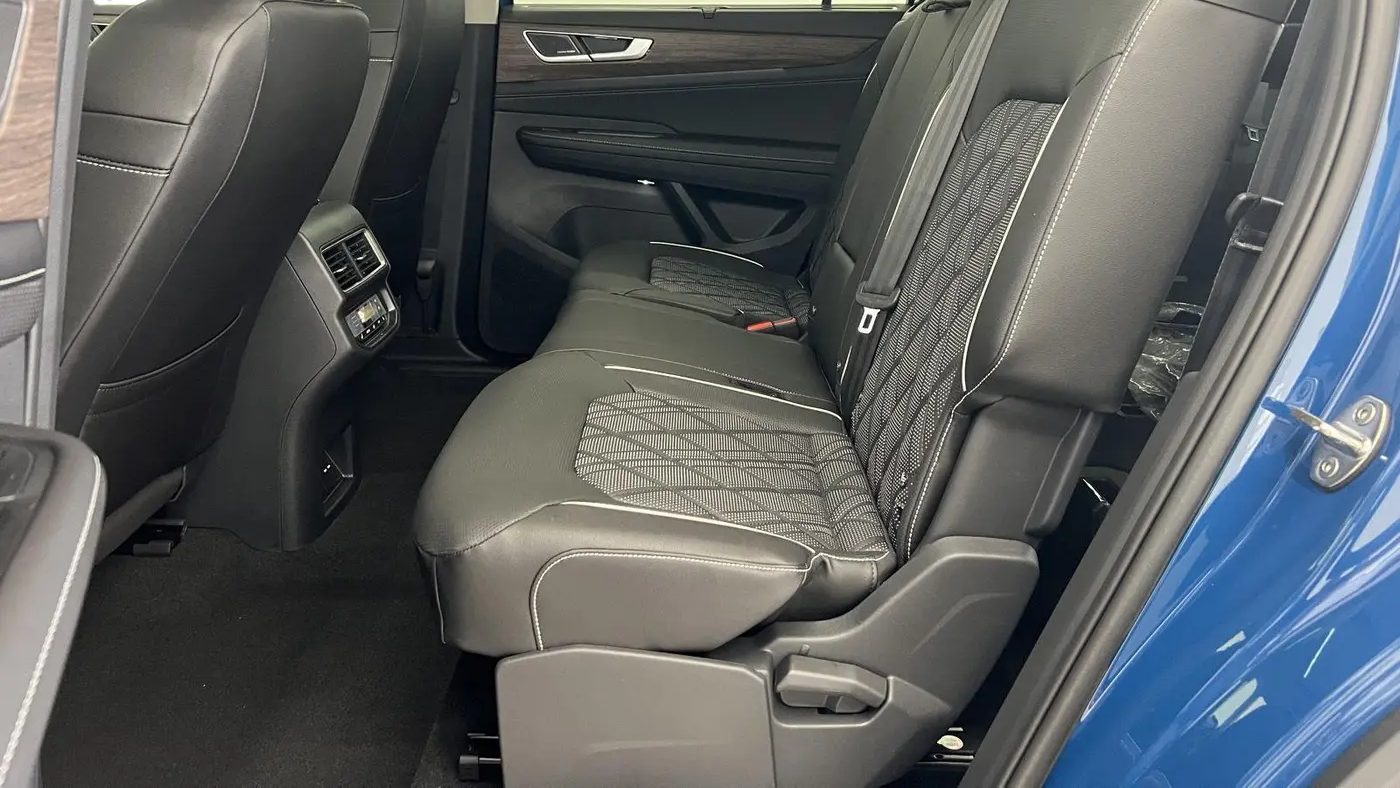 2026 Volkswagen Atlas SEL Premium R-Line 4Motion