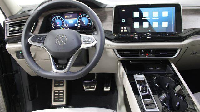 2026 Volkswagen Atlas SEL Premium R-Line 4Motion