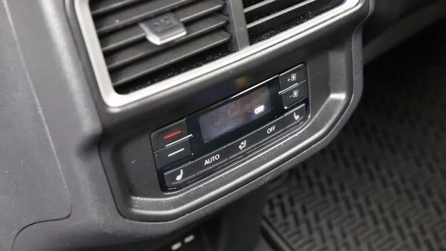 2026 Volkswagen Atlas SEL Premium R-Line 4Motion