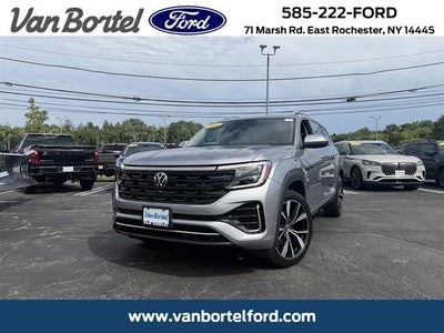 Photo of a 2024 Volkswagen Atlas AWD SEL Premium R-LINE 4motion 4DR SUV for sale