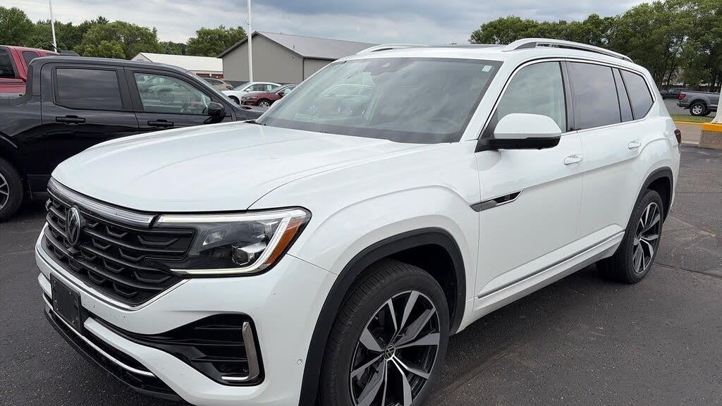 Preowned 2025 Volkswagen Atlas SEL Premium R-Line 4Motion for Sale