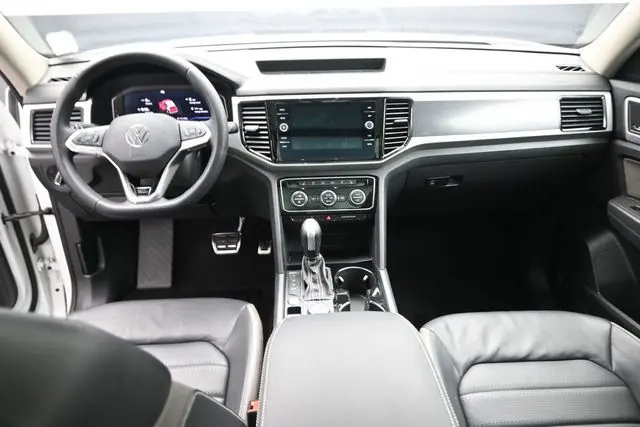 2023 Volkswagen Atlas - $29,650