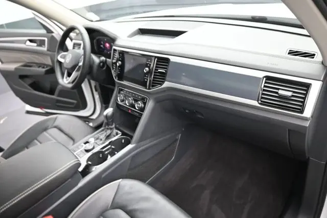 2023 Volkswagen Atlas - $29,650